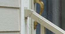 Vertical Adjustable Rail Mounting Bracket For Aluminum Fence Panels Installed On Vinyl Siding